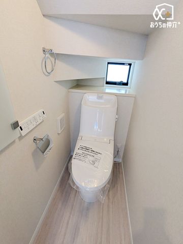 �g�C�� �`Toilet�`�����g���ꏊ�����炱���A�������₨�|�����ȒP�ȃV���v���ȃf�U�C�����̗p���܂����B�ǖʂɒI���������܂��̂ł���������[�����邱�Ƃ��ł��܂��B