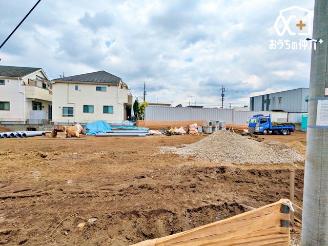 ���n�y�n�ʐ^ �y�n�ʐ�124.13m2�i��37.54�؁j�̂�Ƃ肠��~�n�I�L�X�Ƃ����~�n�̂��߁A�傫�ȃ��r���O�⓲��̒�X�y�[�X�A�r���g�C���K���[�W�ȂǁA���ʂȌ��z�v���������������������܂��B