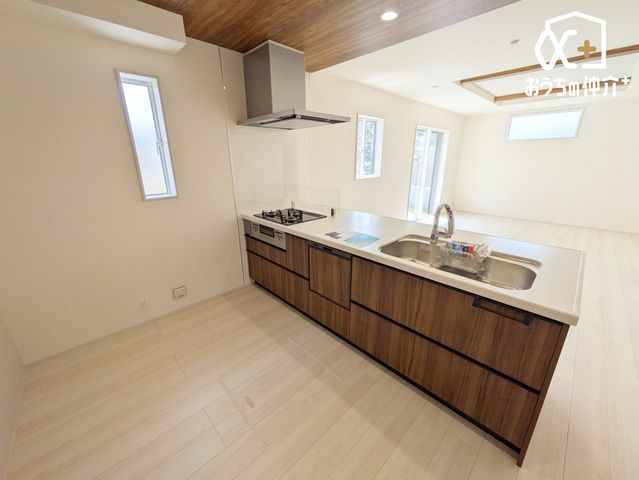 �L�b�`�� -