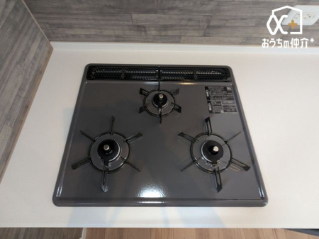 �L�b�`�� �����ɒ������ł��Ă��������͂��ǂ�3���R�����̃L�b�`���ł��B�������͖����̂��ƂȂ̂Ō����ǂ����������ł���̂͊������ł��ˁB
