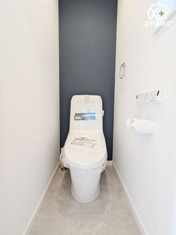 �g�C�� �`Toilet�`�����g���ꏊ�����炱���A�������₨�|�����ȒP�ȃV���v���ȃf�U�C�����̗p���܂����B�ǖʂɒI���������܂��̂ł���������[�����邱�Ƃ��ł��܂��B