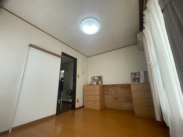 �q������ -
