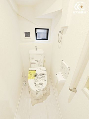 �g�C�� �`Toilet�`�����g���ꏊ�����炱���A�������₨�|�����ȒP�ȃV���v���ȃf�U�C�����̗p���܂����B�ǖʂɒI���������܂��̂ł���������[�����邱�Ƃ��ł��܂��B
