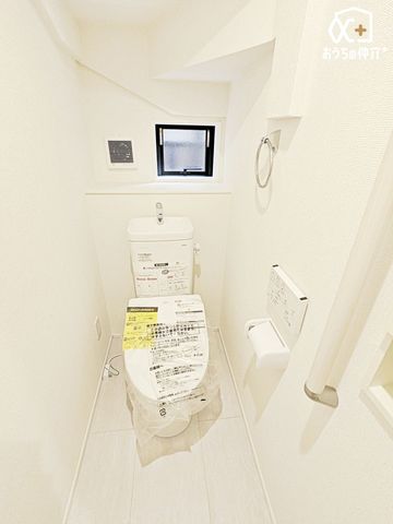 �g�C�� �`Toilet�`�����g���ꏊ�����炱���A�������₨�|�����ȒP�ȃV���v���ȃf�U�C�����̗p���܂����B�ǖʂɒI���������܂��̂ł���������[�����邱�Ƃ��ł��܂��B