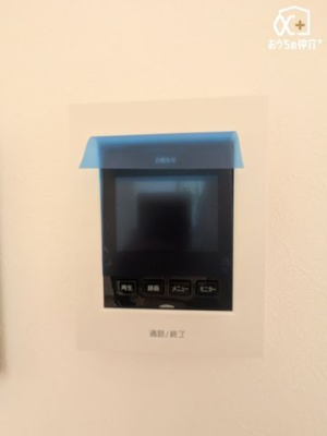 ���̑� �h�Ɩʂł����S��TV���j�^�[�t���C���^�[�z���ł��B