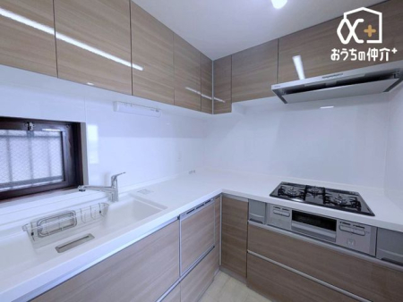 �L�b�`�� L���^�̃L�b�`���͓������Z���A���������Еt���܂ŃX���[�Y�ɍs����̂��|�C���g�ł��B