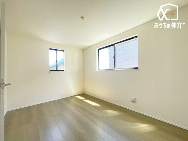 �q������ ���邭�������������͋C�̎q�ǂ������B�V�т��w�т��o�����X�悭�y���߂�A�S�n�悢��Ԃł��B