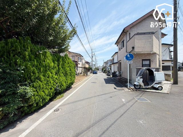 ���n�O�ώʐ^ �O�ʓ��H�͌��ʂ����ǂ��A���X�̏o��������₷�����B�������������͋C�ŁA���S���ĕ�点�闧�n�ł��B