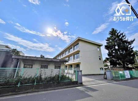 ���ӊ� ����s���ᏼ���w�Z �k��8���B�~�n���L�����q�l���L�ѐL�т��߂����ł��鏬�w�Z�ł������܂��B�ߗׂ̕��X�̕]�����ǂ��ł��I 630m