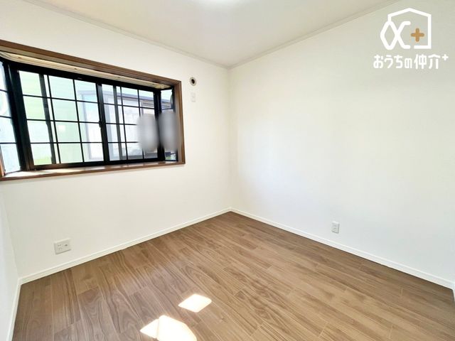 �q������ ���邭�������������͋C�̎q�ǂ������B�V�т��w�т��o�����X�悭�y���߂�A�S�n�悢��Ԃł��B