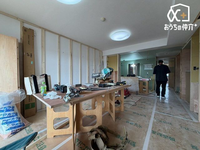 ���r���O -