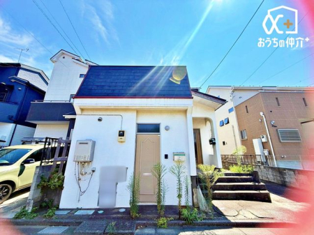 ���n�y�n�ʐ^ �[���̃o�X�ւ����́I���z�����Ȃ��E�X�n�n���̖�42�ؐ��`�n�ł��B�Ԍ���9m�ŗ��z�̃}�C�z�[���������₷���~�n�`��B���C�y�ɂ��₢���킹���������B