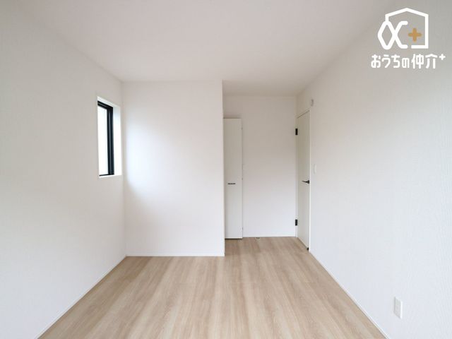 �Q�� ��Q���Ƃ��Ďg�������Ȃ������ł��B�L�߂̍��Ǝ��[�B�o���R�j�[�ɖʂ��A�J���������Ղ�ȃv���C�x�[�g��Ԃł��B