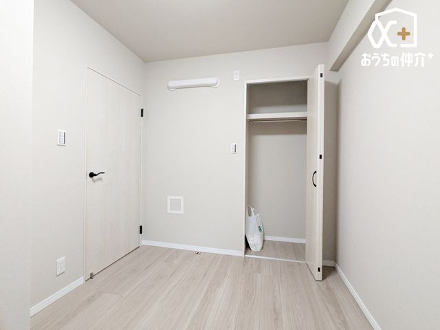 ���̑� ���������锒�ǂƖؖڏ��̗m���B���[�t�ŕЕt���ȒP�B�x�b�h�Ɗ���u���Ă�������������A�w�K���ɏW���ł��閾�邢��Ԃł��B�����͏��ւ⃊���[�g�w�K�X�y�[�X�Ƃ��Ă�����B���C���₷�����ŔN�����K�B