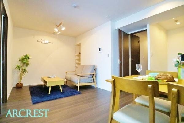���r���O ���r���O