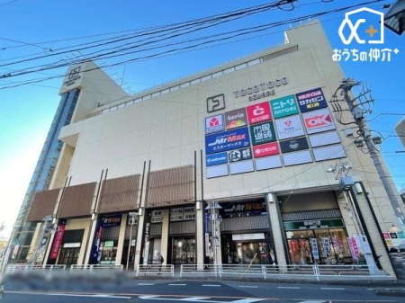 ���ӊ� TOCOTOCO�@SQUARE�@���� �k��2���B100�~�V���b�v��Ƌ�X�A�X�[�p�[�������^�V���b�s���O�Z���^�[�ł��B 120m