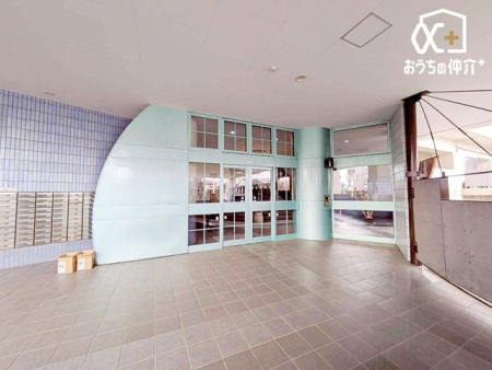 �G���g�����X -