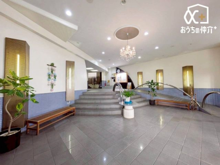 �G���g�����X -