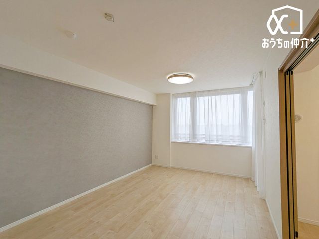 ���r���O �傫�ȑ����炽���Ղ�z�����������ޖ��邢���r���O�B�Ƒ��c���⃊���b�N�X�^�C���ɍœK�ȊJ�������ӂ���Ԃł��B