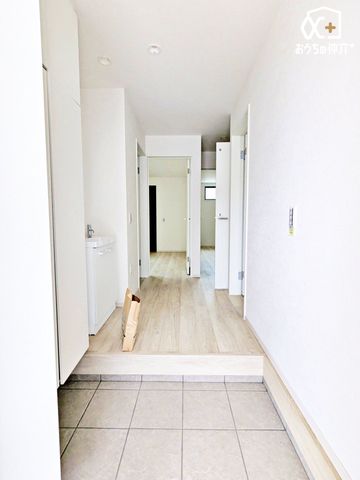 ���� �c�X���b�g����_�炩�Ȍ����������ށA���_���ŗ������������ցB���ǂƖؖڂ����a���A���ŋ�Ԃ��L���������܂��B