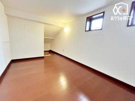 ���̑� 3.0���̉������X�y�[�X�ł��B�������猩���Ȃ��\���Ȃ̂ŁA���[���Ă��镨�������ċC�ɂȂ�Ƃ������Ƃ�����܂���B���q���܂̔閧��n�ɂ���