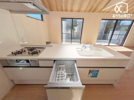 �L�b�`�� �`Kitchen�`�H���򊣑��@�����̃V�X�e���L�b�`���̗p�I���͐ߐ��ɂ��q����D����̂ł��B�����Ő�򂷂�̂ŉ�����������藎�Ƃ��܂�