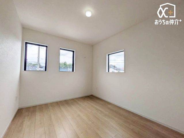 ���̑� 2�ʍ̌��Ŗ��邭�A�g��������ǂ��m���ł��B