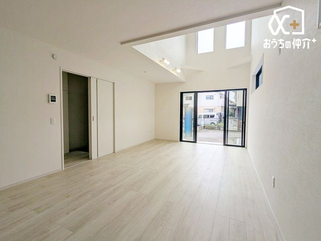 ���r���O �z������ǍD�Ŗ��邢���r���O�I���Ƒ��ł�����芰����J���I�ȋ��S�n�̗ǂ���Ԃł��B