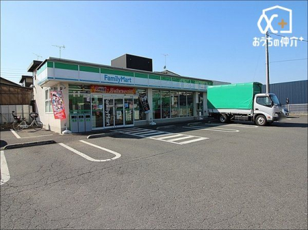 ���ӊ� �t�@�~���[�}�[�g�V������񒚖ړX �k��9���B�c�Ǝ��ԁF24���� ���ԏ�F�L 680m