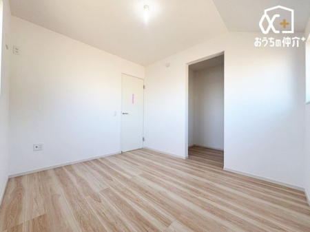 �q������ -
