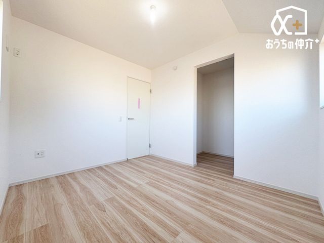 �q������ -