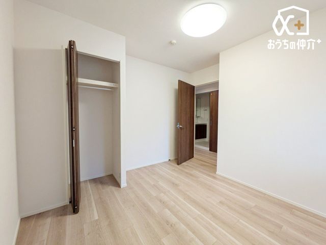 �Q�� -