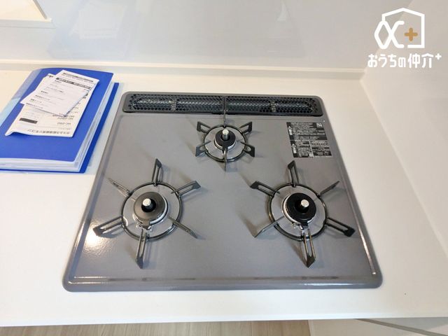 �L�b�`�� �����ɒ������ł��Ă��������͂��ǂ�3���R�����̃L�b�`���ł��B�������͖����̂��ƂȂ̂Ō����ǂ����������ł���̂͊������ł��ˁB