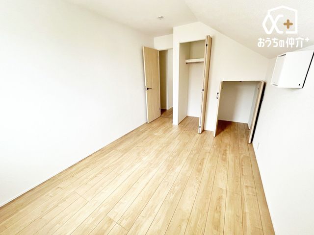 ���̑� ���邭�������������͋C�̗m���B�Q����q�ǂ������ȂǁA�p�r�ɍ��킹�Ďg���₷����Ԃł��B