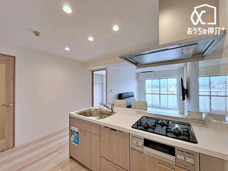 �L�b�`�� �������y��������L�b�`���X�y�[�X(^^)/�Ǝ��������悭�A���o�����̎��[�͂���L�b�`���ł��B�������₷�����������ł������ɂ���⒲�������o���Ďg�����Ƃ��ł��܂��B