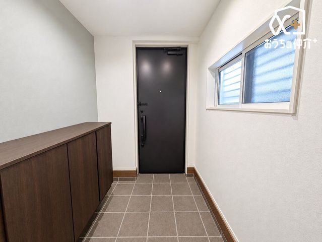 ���� �L�X�Ƃ������ւ́A�������Ƃ����X�y�[�X�ŁA�Ƒ��݂�Ȃ̌C��ו�������������[�ł��܂��B���q���ɂ����S���Ă��}���ł���A���邭�J���I�Ȉ�ۂ�^�����Ԃł��B