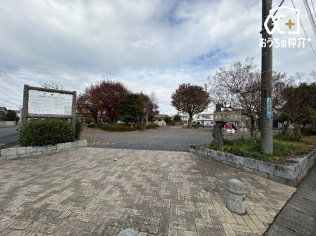 ���ӊ� ��A�؊O���� �k��54���B�������͍̂L�߂ł��B�V�������܂��B�ʐ^�̗V��̑��ɍ���A�u�����R������܂����B�x���`����������A�x�߂܂��B�g�C���������B���ԏ�͂���܂���B 4290m