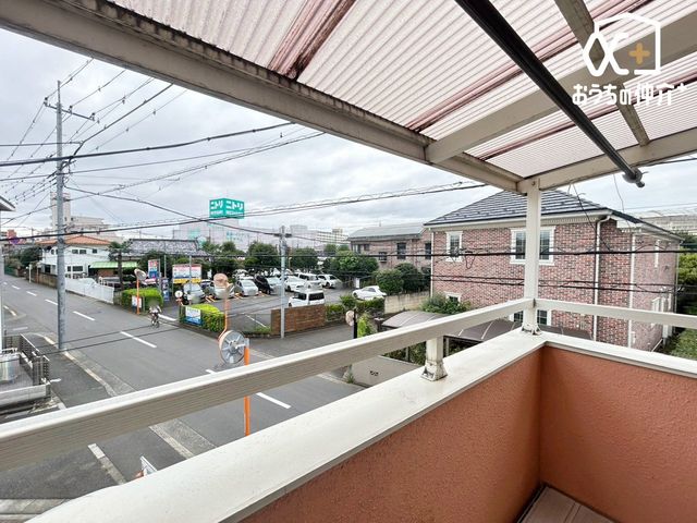 ���̑� �o���R�j�[���猩�n�����i�F�ɂȂ�܂��B���V�C�̗ǂ����́A�󂪂悭�����A�C�����̂�����ԂɂȂ肻���ł��ˁI�z�����Ȃǂ��A���񌻒n�ɂĂ��m���߂��������I���₢���킹���҂����Ă���܂���(^^)/