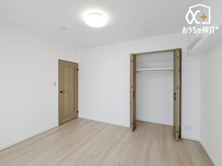 �Q�� �傫�ȑ����疾�邢�����������݁A�J���������Ղ�B�Ƒ��̐����␶���X�^�C���ɍ��킹�ď_��Ɏg���܂��B