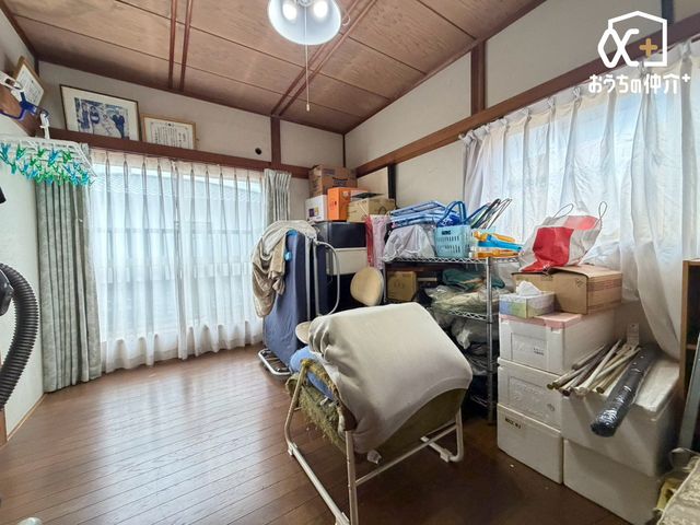 �q������ -