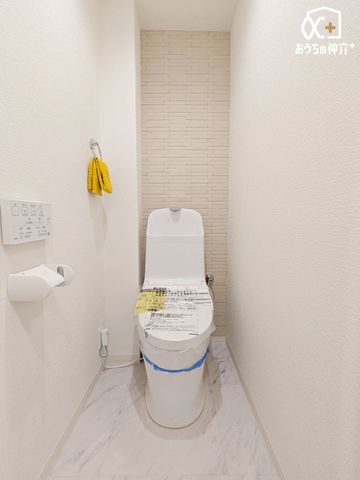 �g�C�� �`Toilet�`�����g���ꏊ�����炱���A�������₨�|�����ȒP�ȃV���v���ȃf�U�C�����̗p���܂����B�ǖʂɒI���������܂��̂ł���������[�����邱�Ƃ��ł��܂��B
