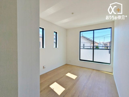 �Q�� ��Q���ɂ҂�����Ȗ�6.3��̗m���B�傫�ȃx�b�h��u���Ă�������肨�߂������������܂��B