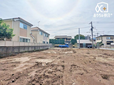 ���n�y�n�ʐ^ �o�X��u������񏬊w�Z�O�v�܂œk��3���I�o�X���p�ŕ����w�E���������փX���[�Y�ɃA�N�Z�X�\�ł��B�ʋ΁E�ʊw�͂������A�x���̂��o�����ɂ��֗��Ȍ�ʗ��֐��̍������P�[�V�����ł��B
