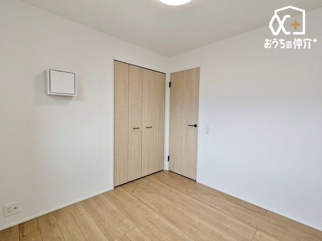 ���̑����� �R���p�N�g�ŋ��S�n�̗ǂ�4.5���̗m���B�q�ǂ�������e�����[�N�����A��̎�����Ȃǃ��C�t�X�^�C���ɍ��킹�ăt���L�V�u���Ɋ��p�ł��܂��B���[���������������Ă���A���������L���X�}�[�g�Ɏg���܂��B