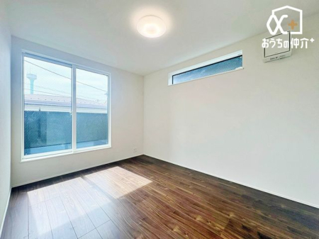 �q������ �o���R�j�[�֒��ڏo����ł��闘�֐��̍����m���B6.0���̂�Ƃ肠��L���ŉƋ�z�u�����₷���A�z�c�����₨����̎�荞�݂��X���[�Y�ɍs������K�ȃv���C�x�[�g��Ԃł��B
