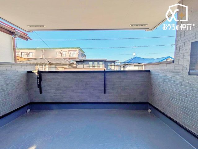 �o���R�j�[ �L���o���R�j�[�͉���������V��ɍ��E���ꂸ���󕨂������܂��B�܂��A���났�̃X�y�[�X�Ɨ��p���邱�Ƃ��ł��܂��I