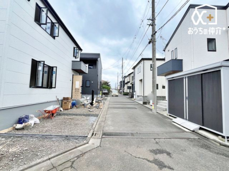���̑� �쓌��4.2�����H�̗l�q�ł��B�k��10�������ɃX�[�p�[�A�R���r�j�A�a�@�A�����������������ǍD�ȗ��n�ł��B