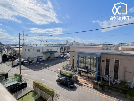 ���̑� �o���R�j�[����̒��]�̗l�q�ł��B���ꂽ���ɂ͐󂪍L����C�����̗ǂ��ꏊ�ł��B