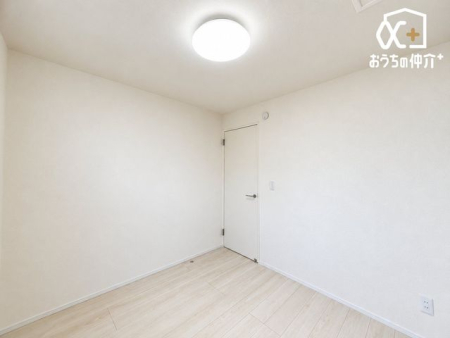 �q������ �w�K�X�y�[�X����[���m�ۂ��₷���A�����ɍ��킹�Ē����g����g������̗ǂ��q�ǂ������ł��B���f�ڎʐ^�̈ꕔ�́AAI���H�ɂ��Ƌ�E���������폜���Ă���܂��B