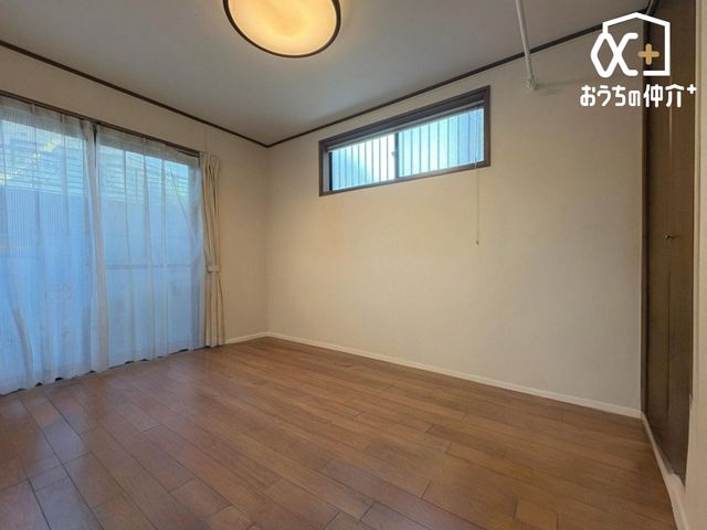���̑� ���g�[�����̒n���m�����{�摜��AI�摜�����ɂ��Ƌ����E�Ƌ�������H���Ă���܂�